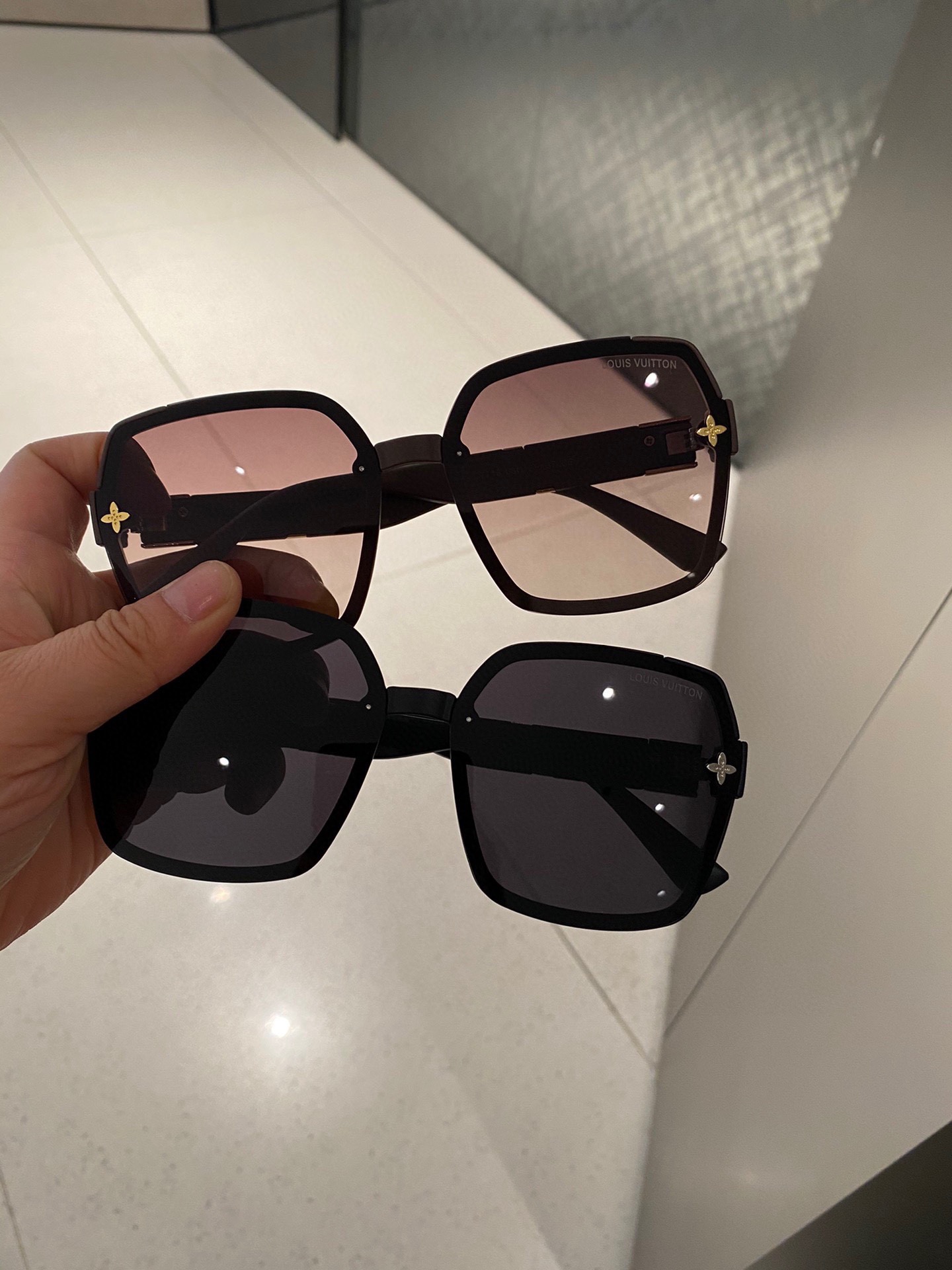 LOUIS VUITTON(ルイヴィトン) サングラス