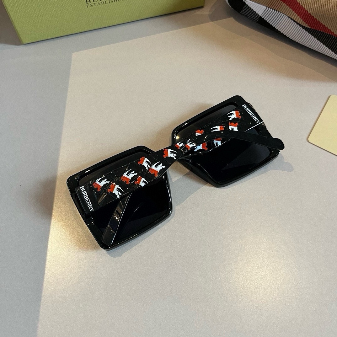 BURBERRY(バーバリー) サングラス