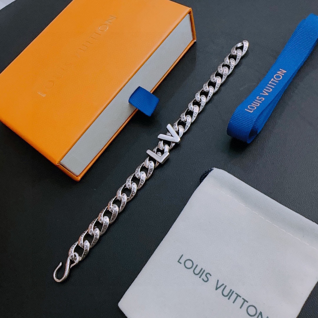 【 LOUIS VUITTON】ブレスレット、ファッションシンプルなスタイル 2472