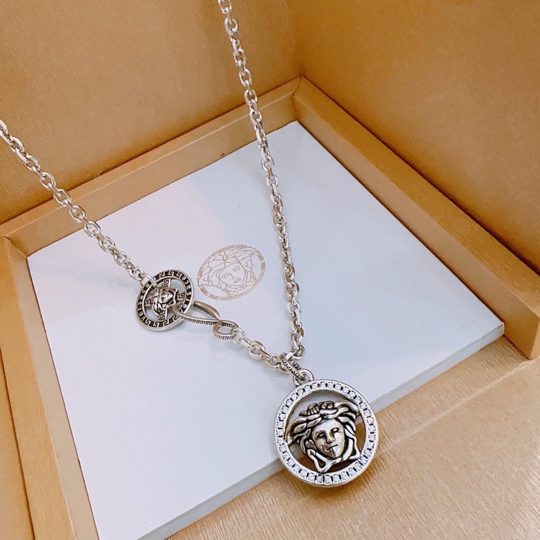 【VERSACE】ネックレス、新しいネックレス万能シンプルファッションオーナメント 2474
