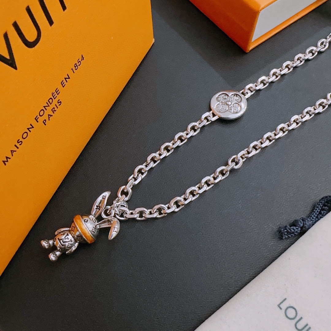 【LOUIS VUITTON】ネックレス、新しいネックレス万能シンプルファッションオーナメント  2472