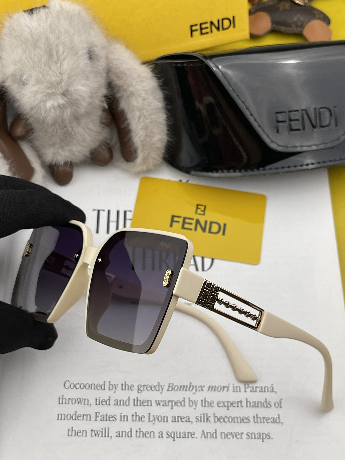 FENDI(フェンディ ) サングラス 24706