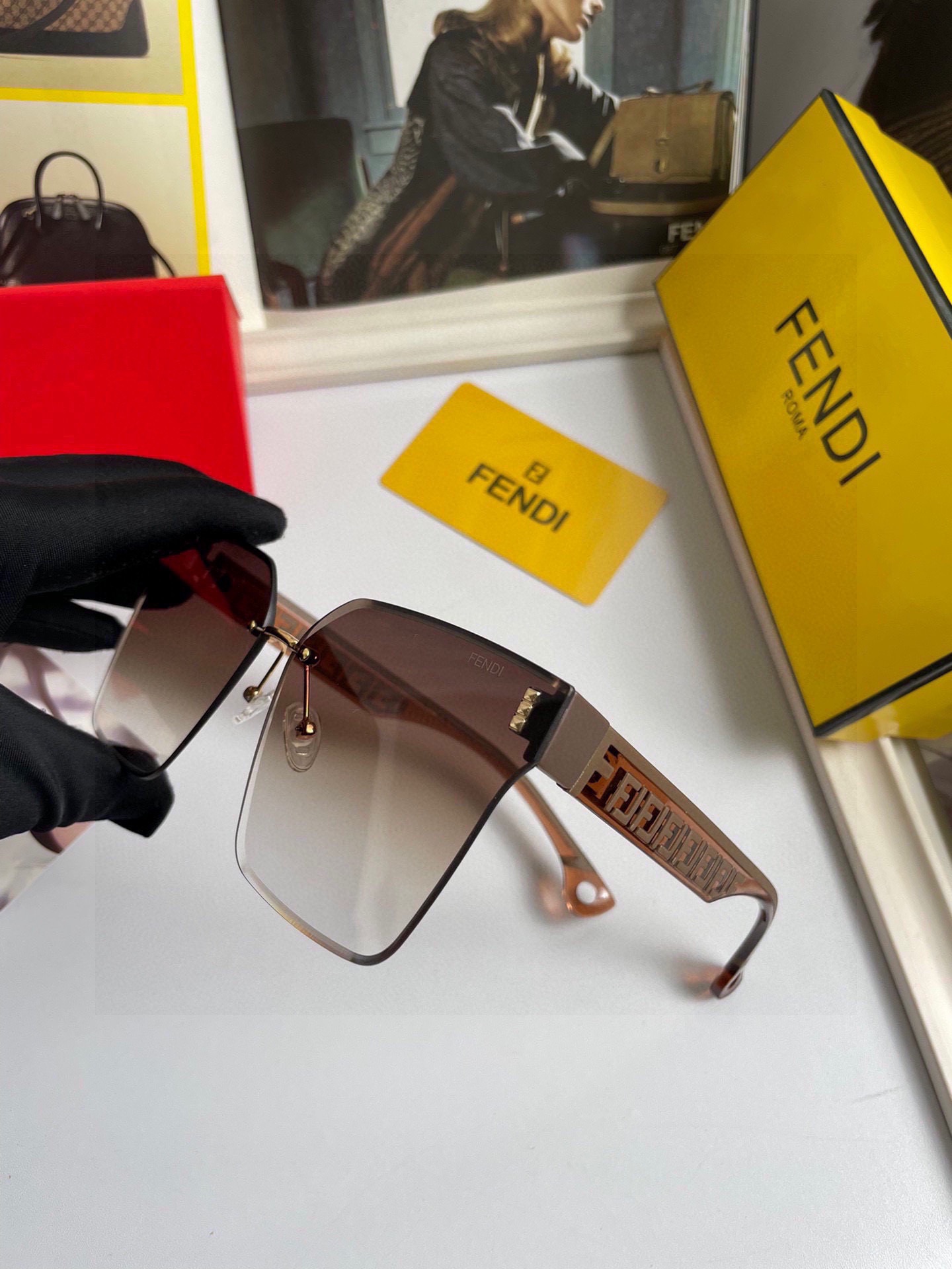 FENDI(フェンディ ) サングラス 24706