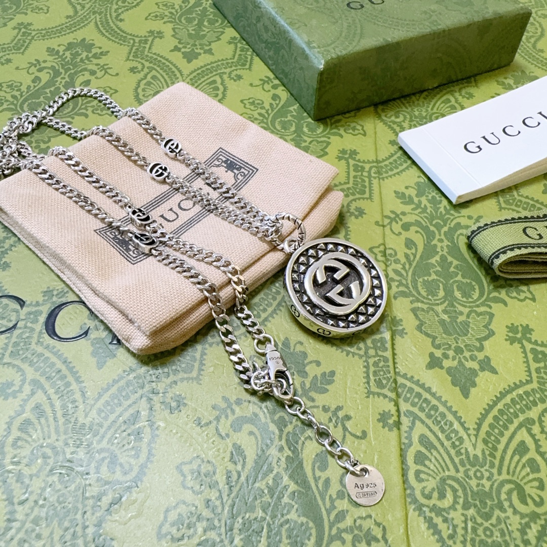 【GUCCI】ネックレス、新しいネックレス万能シンプルファッションオーナメント 2474