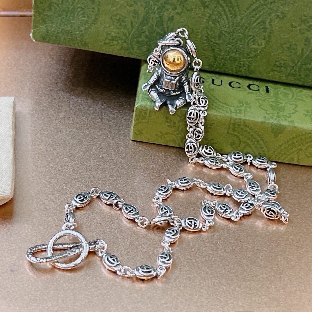 【GUCCI】ネックレス、新しいネックレス万能シンプルファッションオーナメント 2474