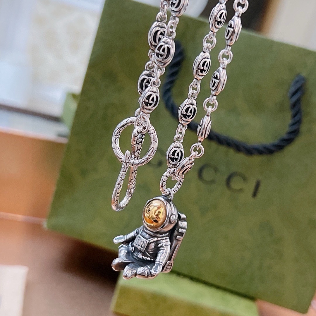 【GUCCI】ネックレス、新しいネックレス万能シンプルファッションオーナメント 2474