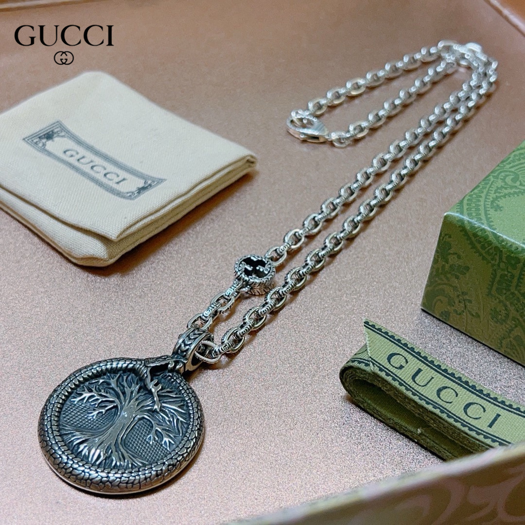 【GUCCI】ネックレス、新しいネックレス万能シンプルファッションオーナメント 2474
