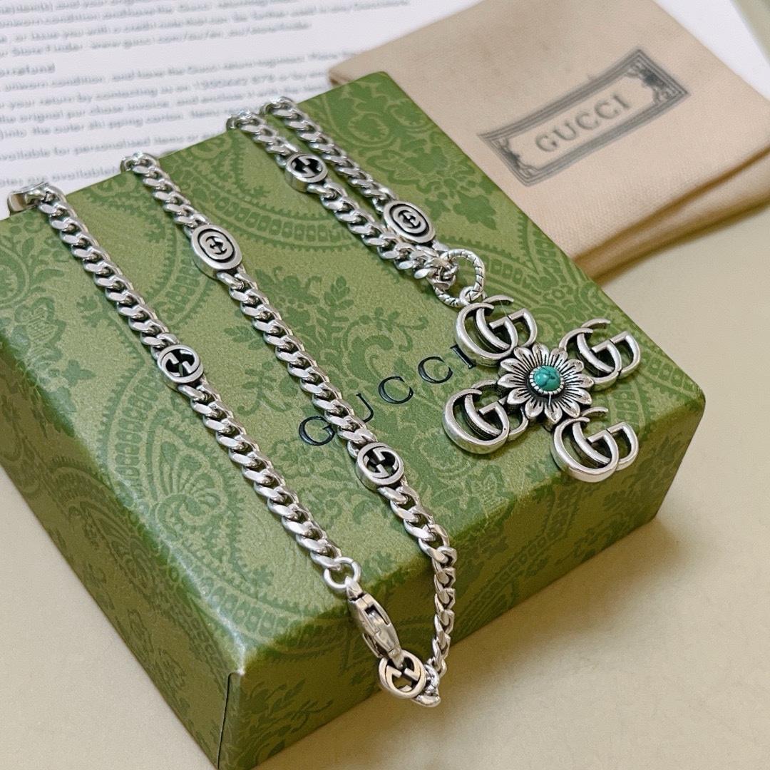 【GUCCI】ネックレス、新しいネックレス万能シンプルファッションオーナメント 2474