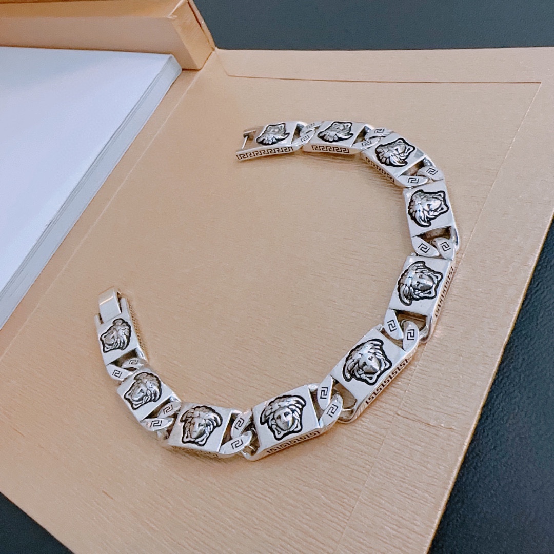 【VERSACE】ブレスレット、ファッションシンプルなスタイル 2474