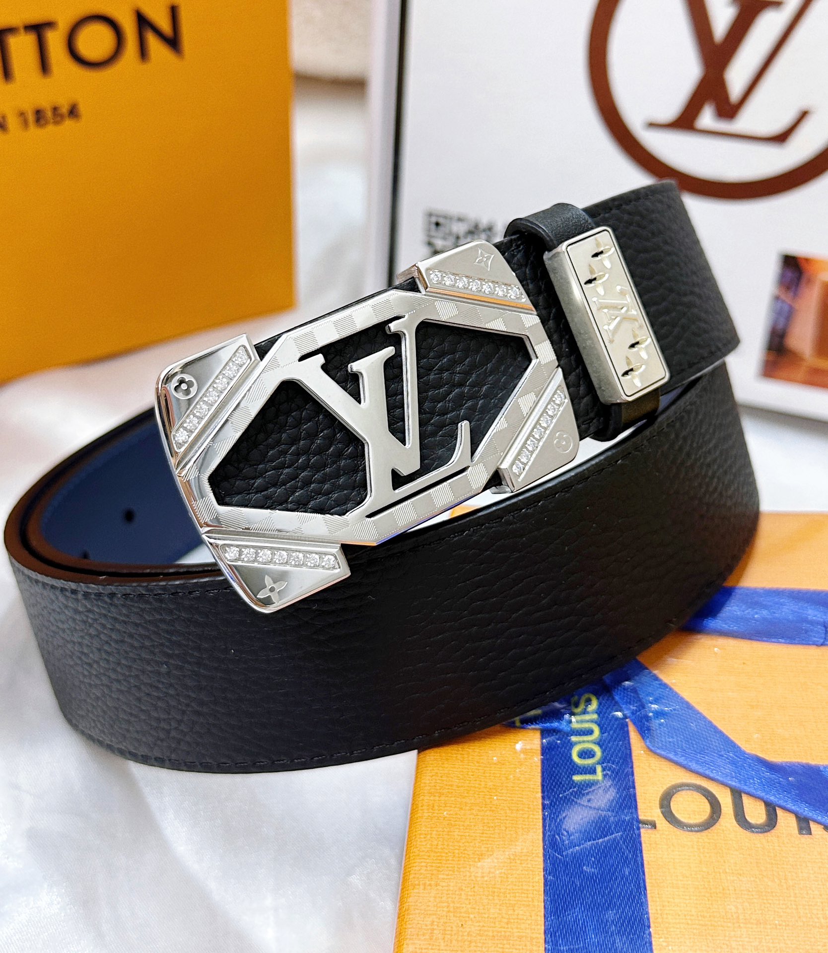 【LOUIS VUITTON】(ルイヴィトン) 3.8cmベルト メンズ  24706