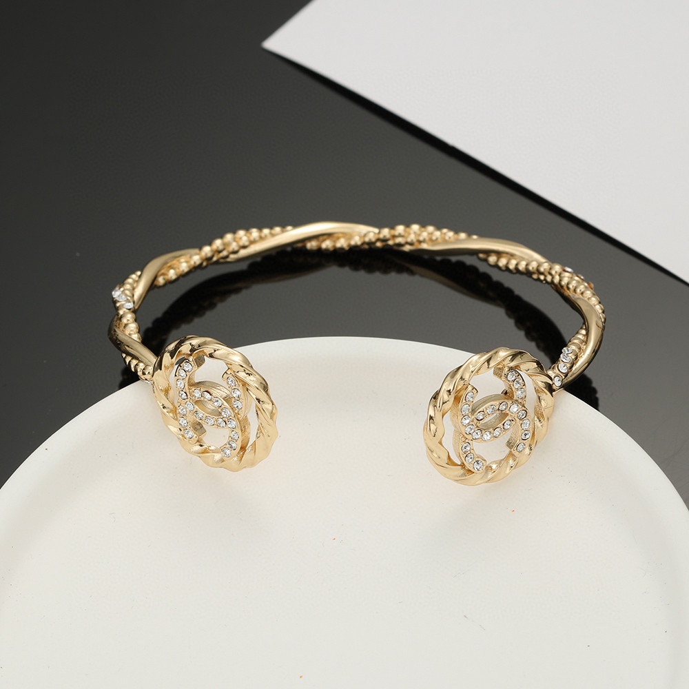 【CHANEL】ブレスレット、ファッションシンプルなスタイル 2471