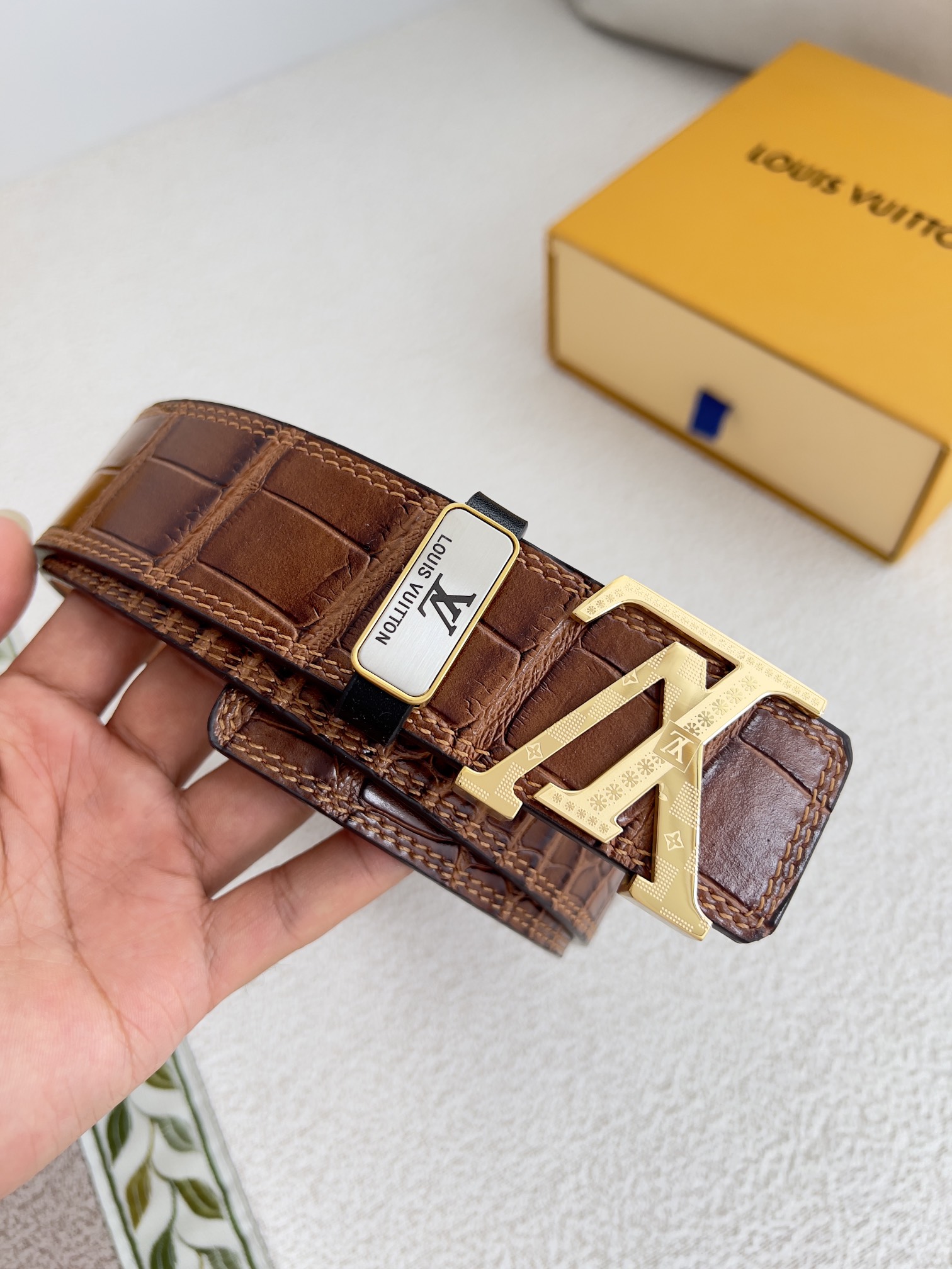 【LOUIS VUITTON】(ルイヴィトン) 3.8cmベルト メンズ  24706