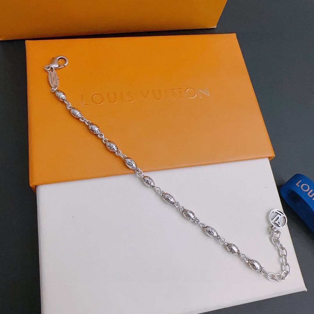 【 LOUIS VUITTON】ブレスレット、ファッションシンプルなスタイル 2472