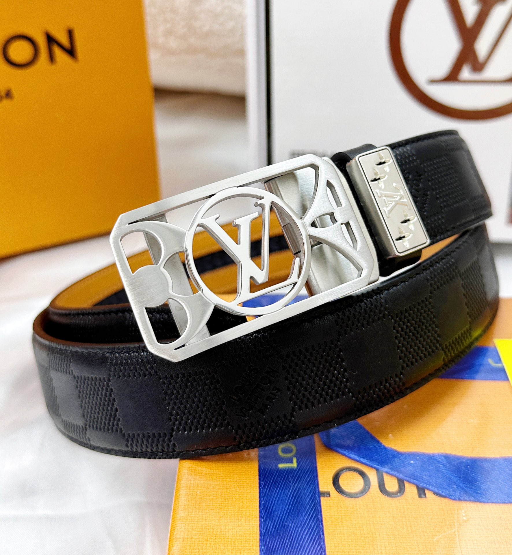 【LOUIS VUITTON】(ルイヴィトン) 3.8cmベルト メンズ  24706