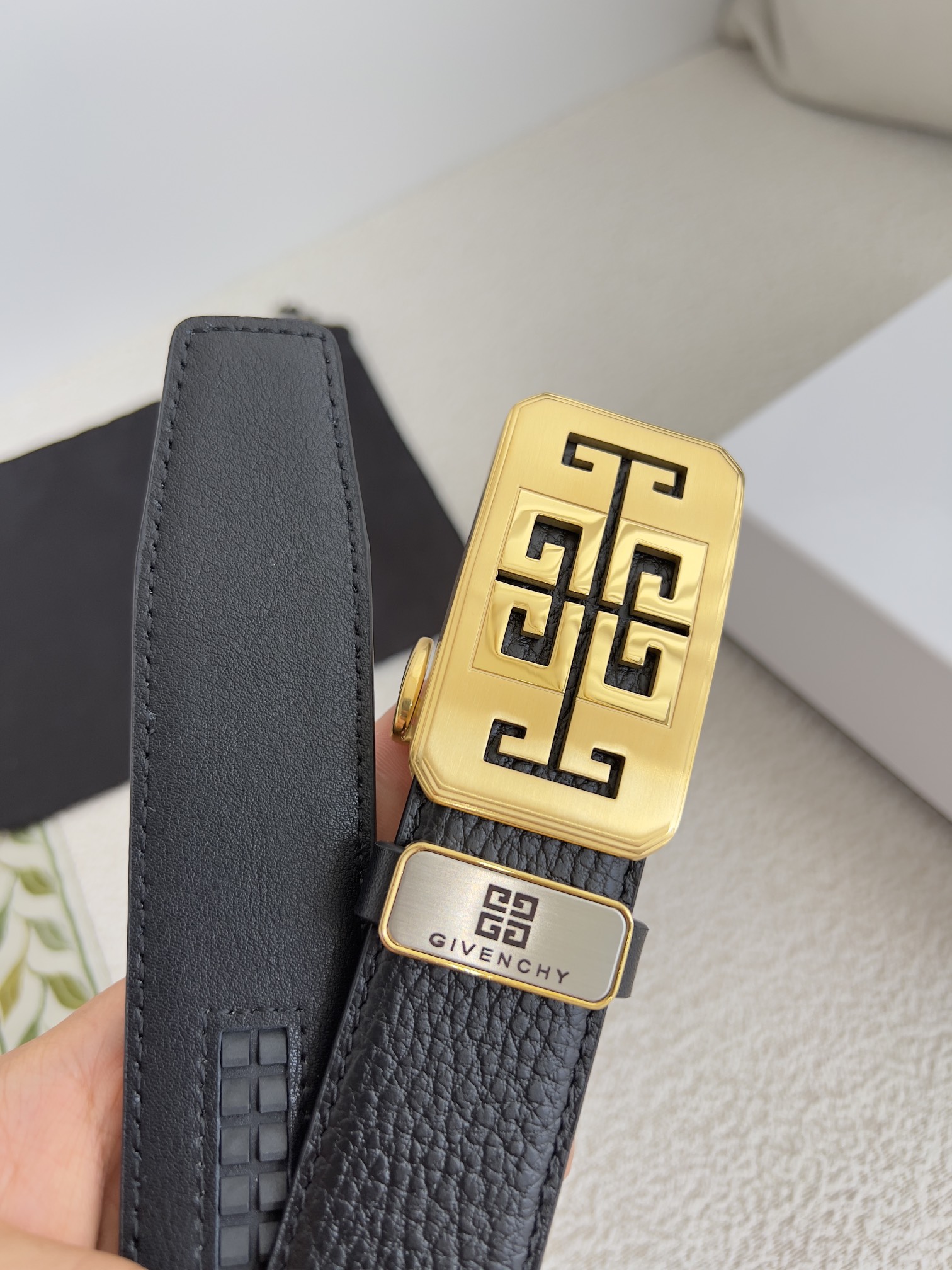 【GIVENCHY】(ジバンシー) 3.5cmベルト メンズ 24706