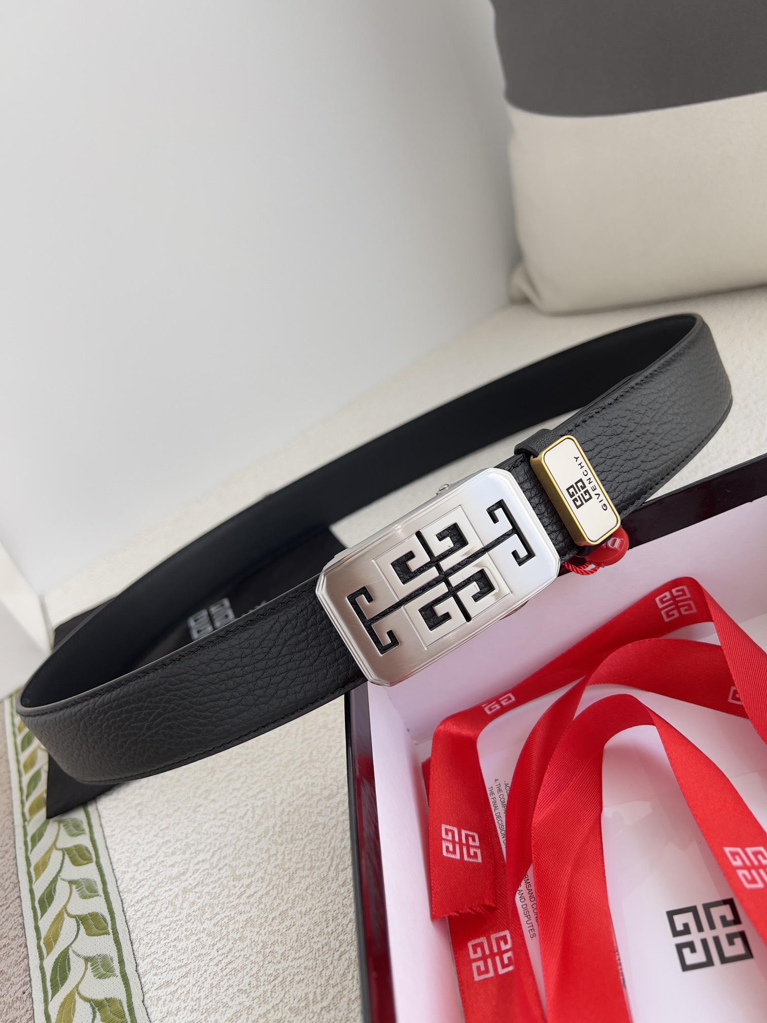 【GIVENCHY】(ジバンシー) 3.5cmベルト メンズ 24706