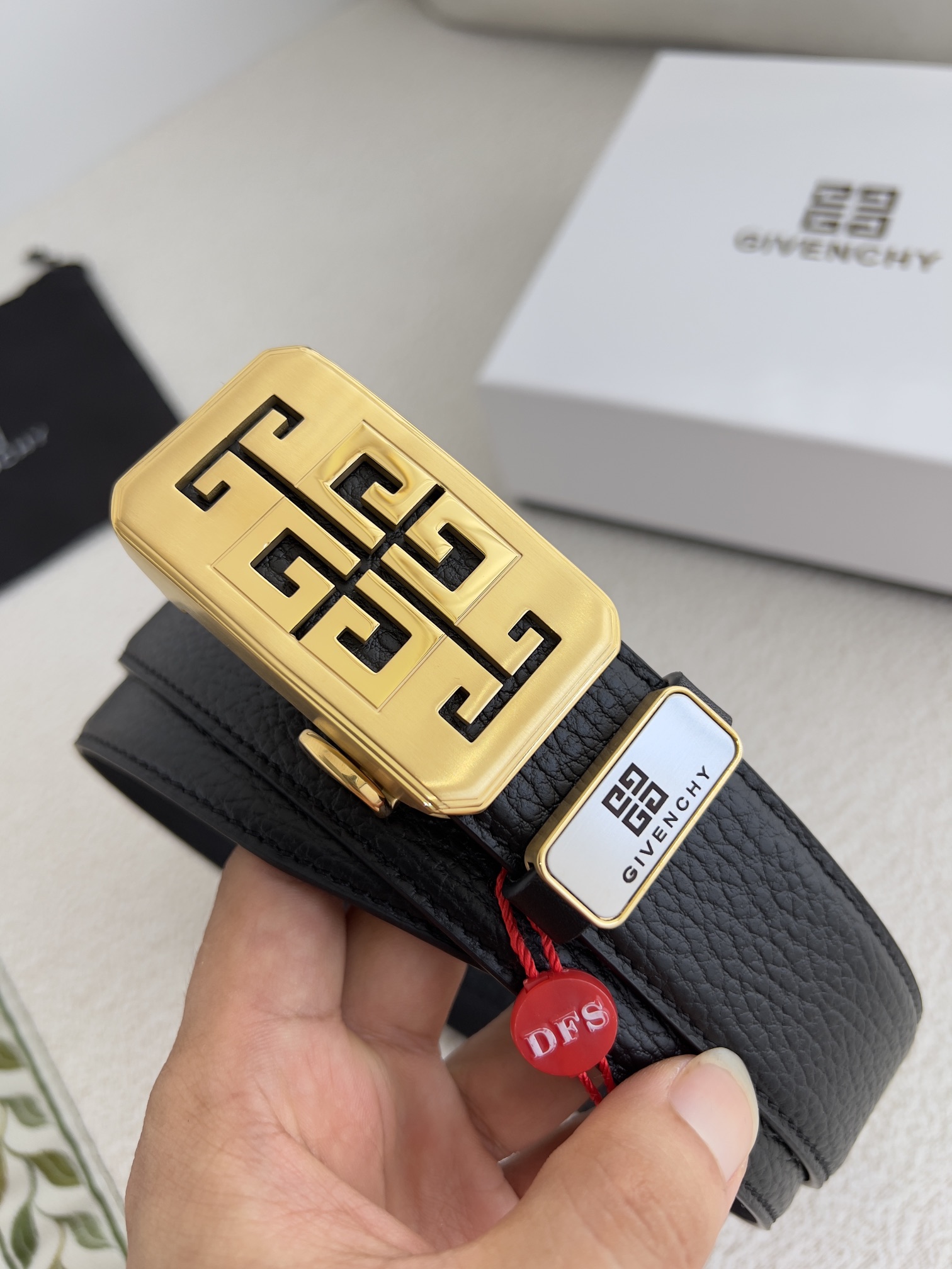 【GIVENCHY】(ジバンシー) 3.5cmベルト メンズ 24706