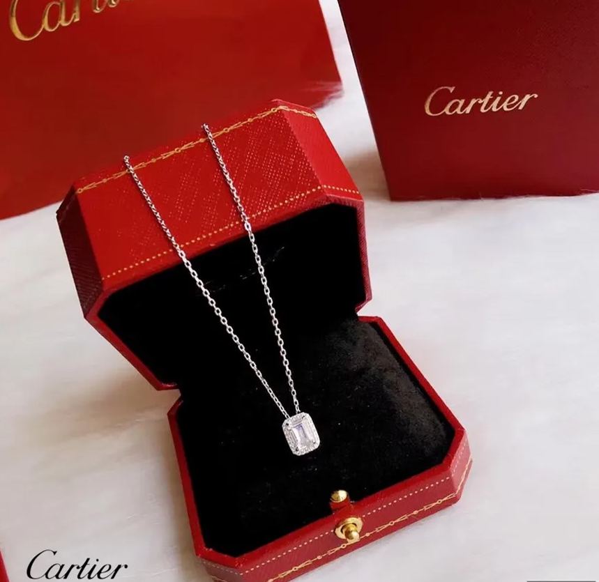【CARTIER】ネックレス、新しいネックレス万能シンプルファッションオーナメント 2472