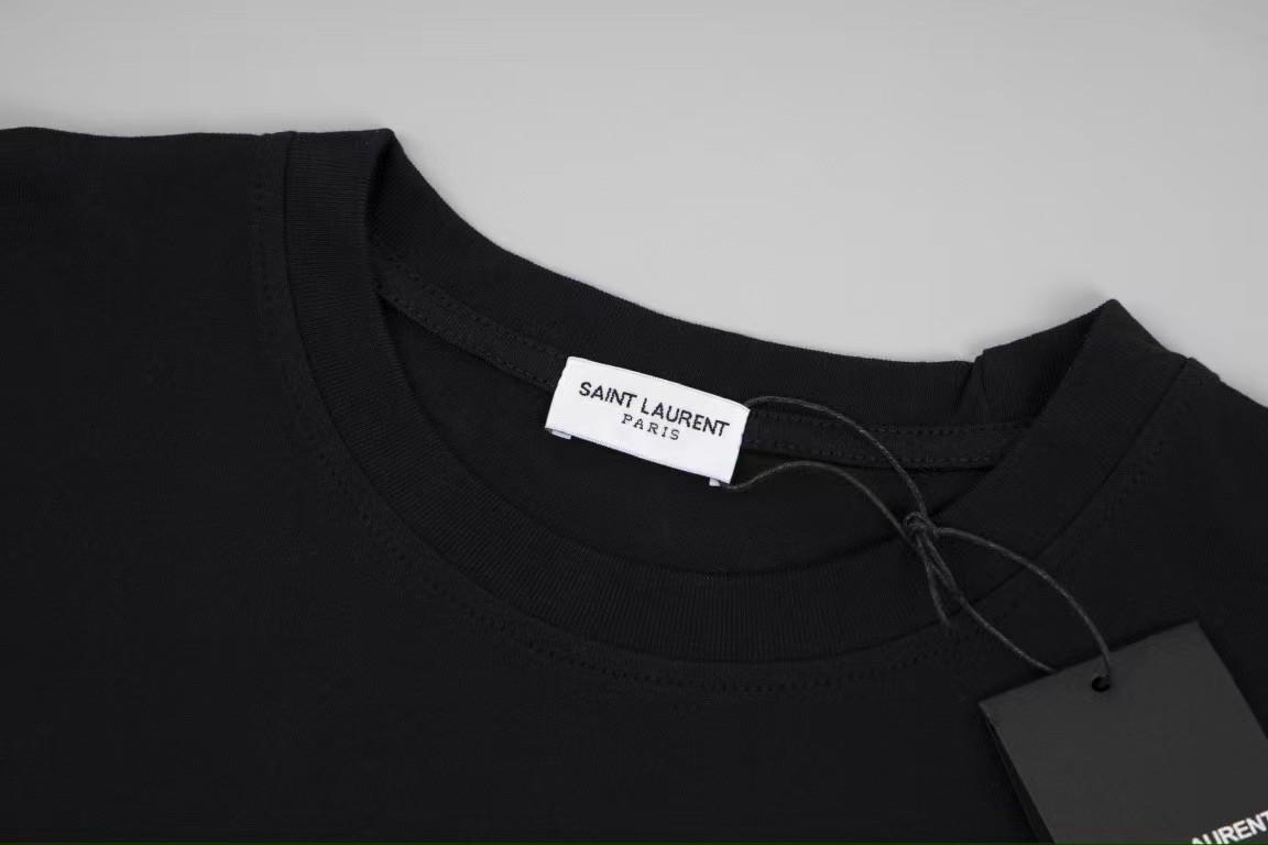 【YSL SAINT LAURENT 公式旗艦店】サンローラン Tシャツ ご好評に付き再入荷！