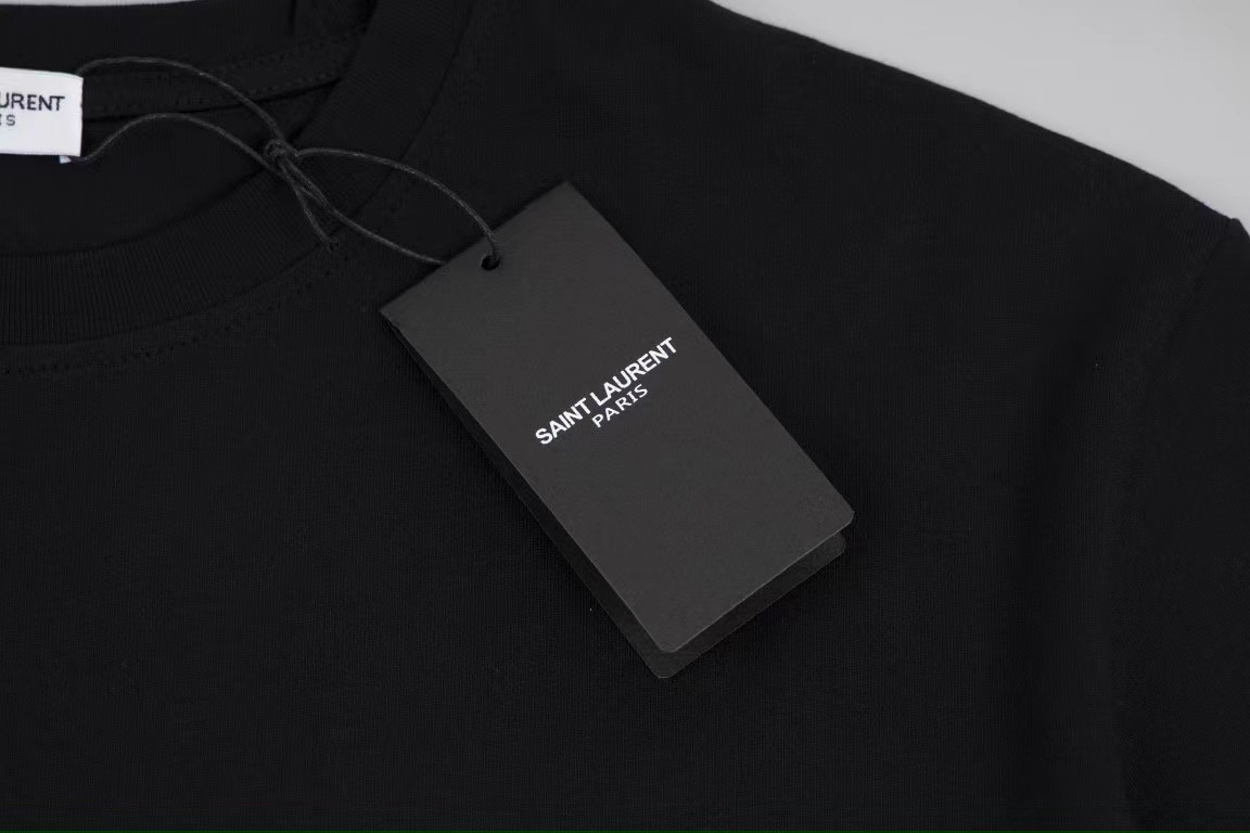 【YSL SAINT LAURENT 公式旗艦店】サンローラン Tシャツ ご好評に付き再入荷！