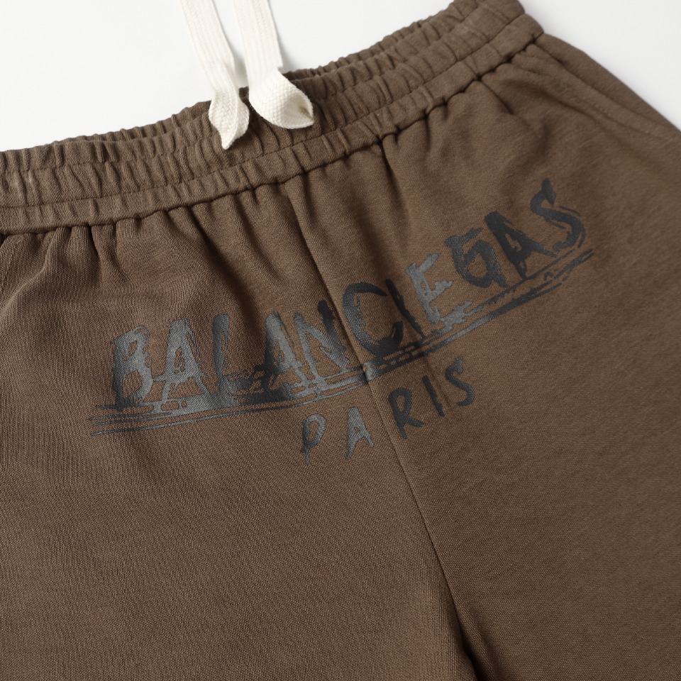 【BALENCIAGA  公式旗艦店】バレンシアガ   ショートパンツ  ご好評に付き再入荷！