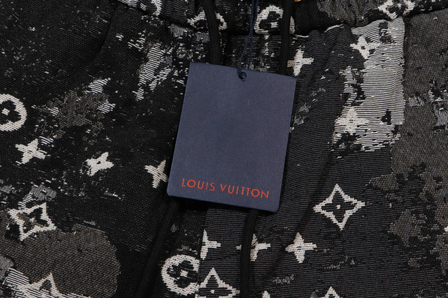 【LOUIS VUITTON 公式旗艦店】ルイヴィトン  ショートパンツ  ご好評に付き再入荷！