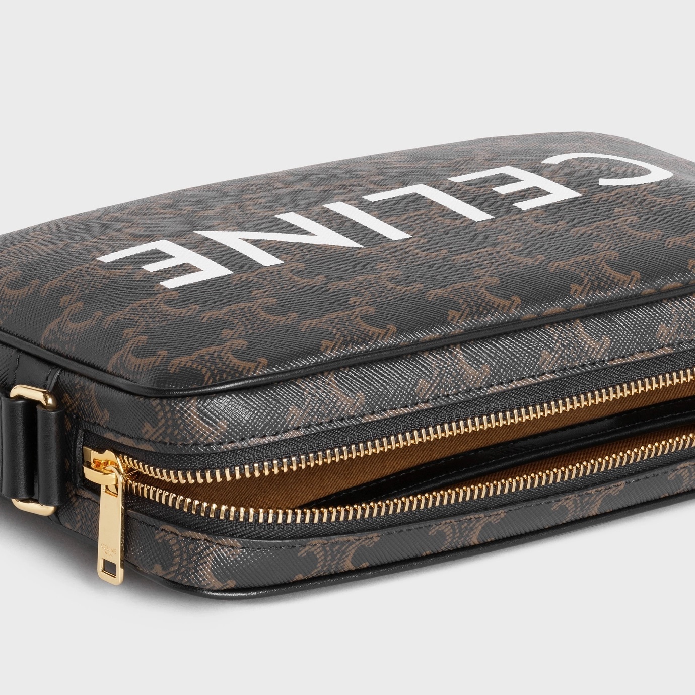 国内即発 人気 CELINE セリーヌ トリオンフミディアム ショルダーバッグ