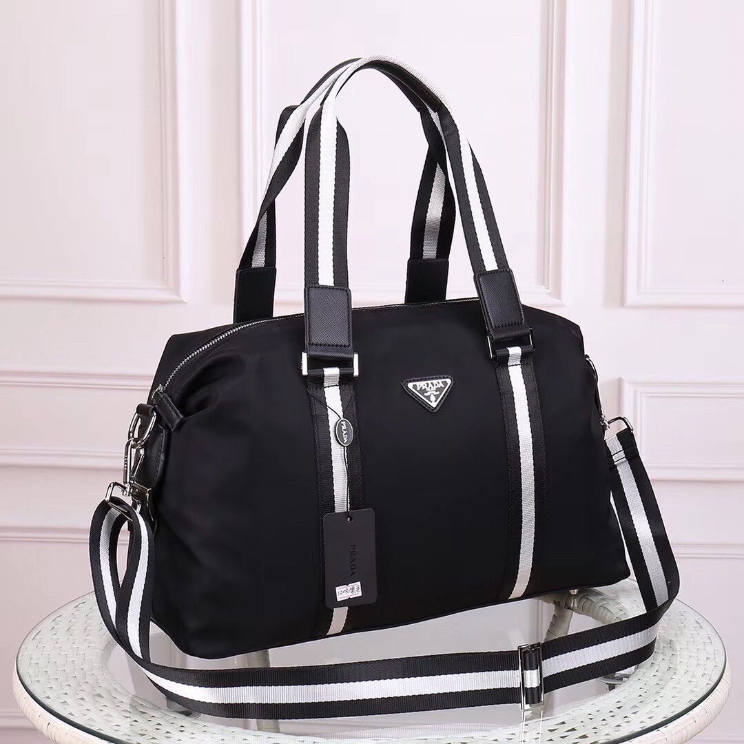 【PRADA 公式旗艦店】プラダ  ブリーフケース  当日出荷 好評に付き再入荷！44*25*14CM