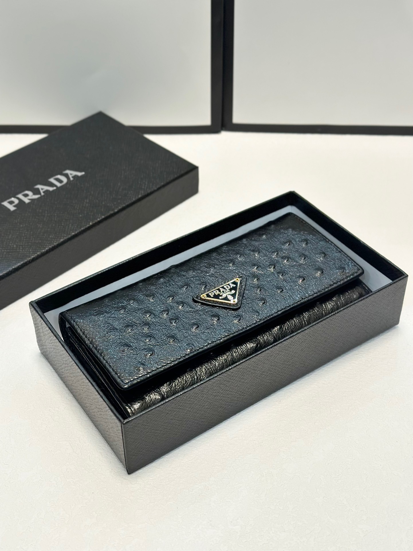 【PRADA 公式旗艦店】プラダ  財布 当日出荷 好評に付き再入荷！19*10CM