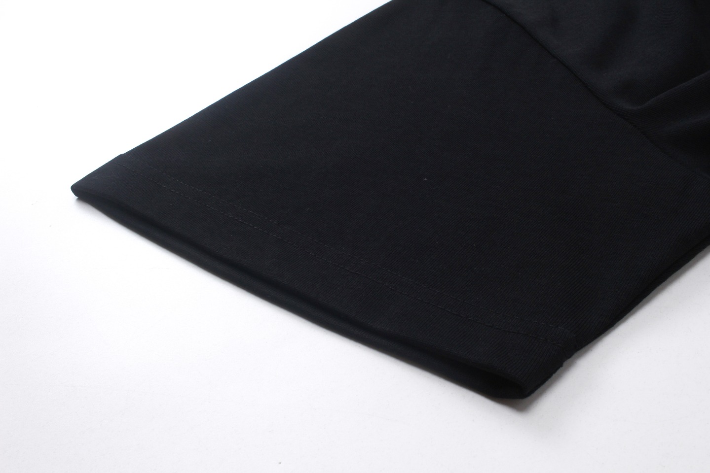 【CELINE 公式旗艦店】セリーヌ   Tシャツ ご好評に付き再入荷！