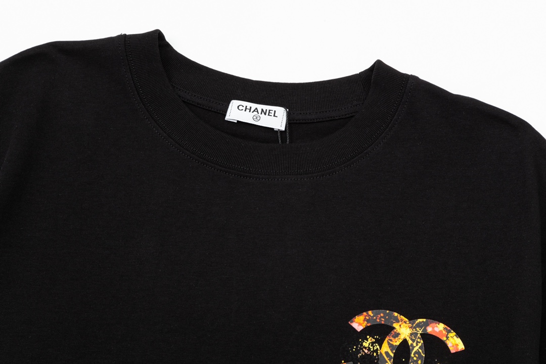 【CHANEL 公式旗艦店】シャネル  Tシャツ ご好評に付き再入荷！