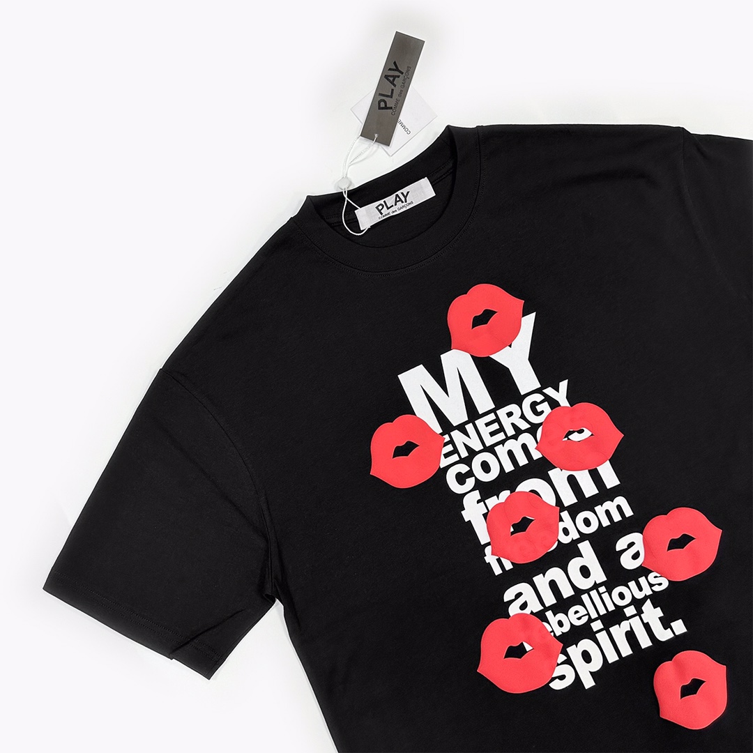 【COMME DES GARCONS PLAY  公式旗艦店】コム デ ギャルソン プレイ   Tシャツご好評に付き再入荷！