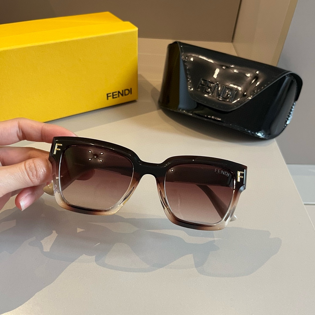 FENDI(フェンディ) サングラス