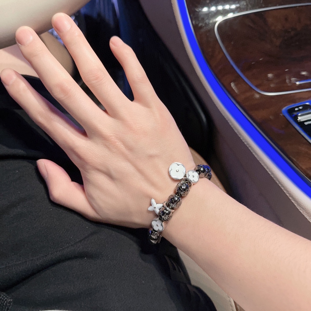 【 LOUIS VUITTON】ブレスレット、ファッションシンプルなスタイル 2472