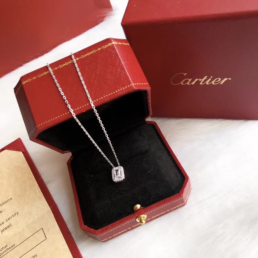 【CARTIER】ネックレス、新しいネックレス万能シンプルファッションオーナメント 2472