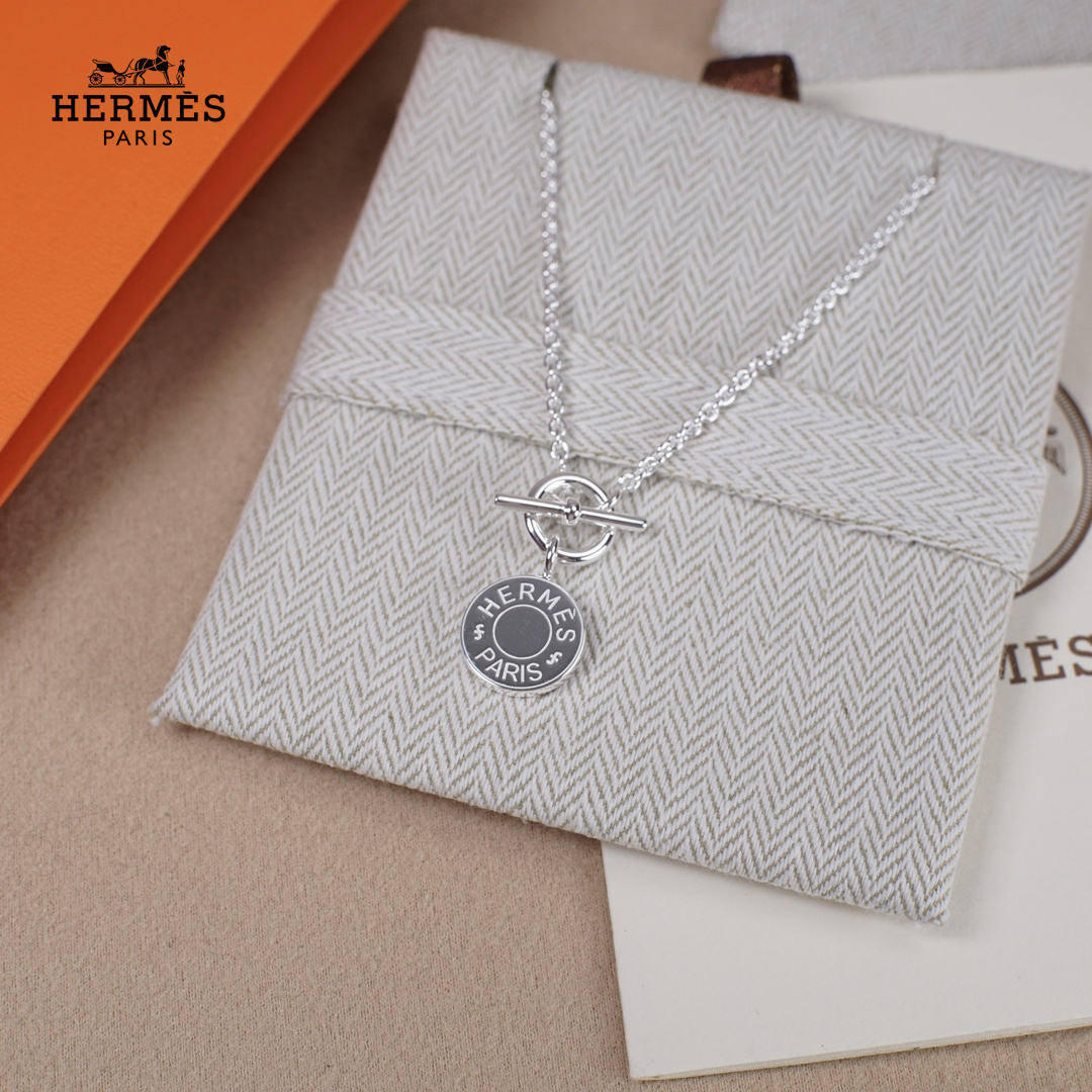 【 HERMES】ネックレス、新しいネックレス万能シンプルファッションオーナメント 2473