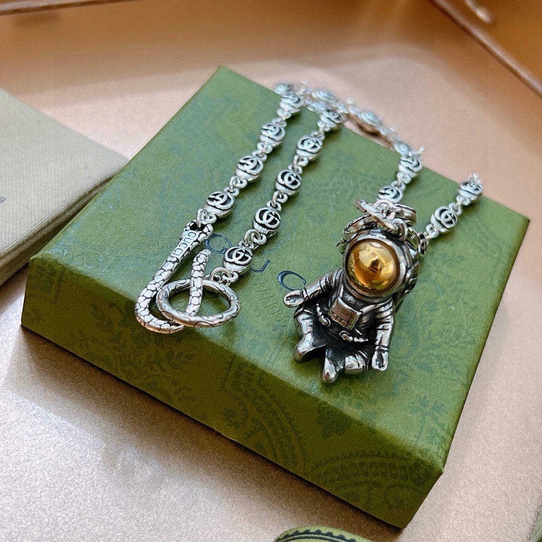 【GUCCI】ネックレス、新しいネックレス万能シンプルファッションオーナメント 2474