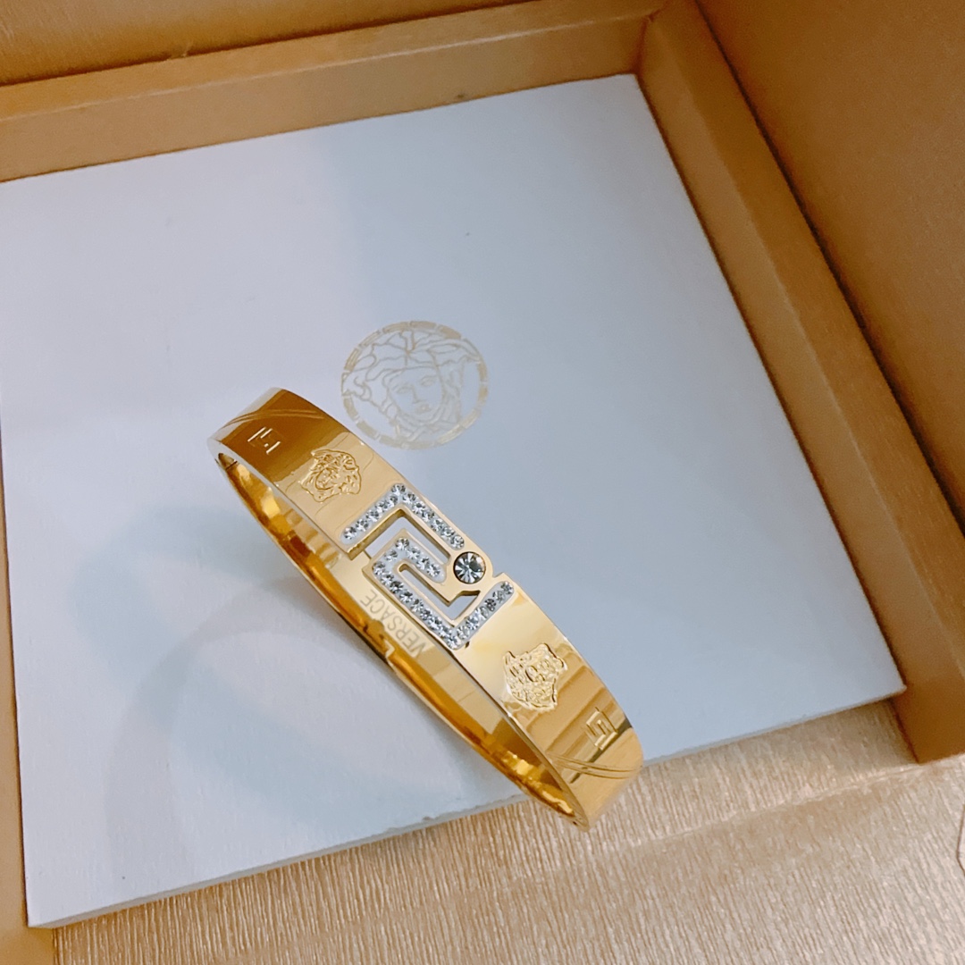 【VERSACE】ブレスレット、ファッションシンプルなスタイル 2474