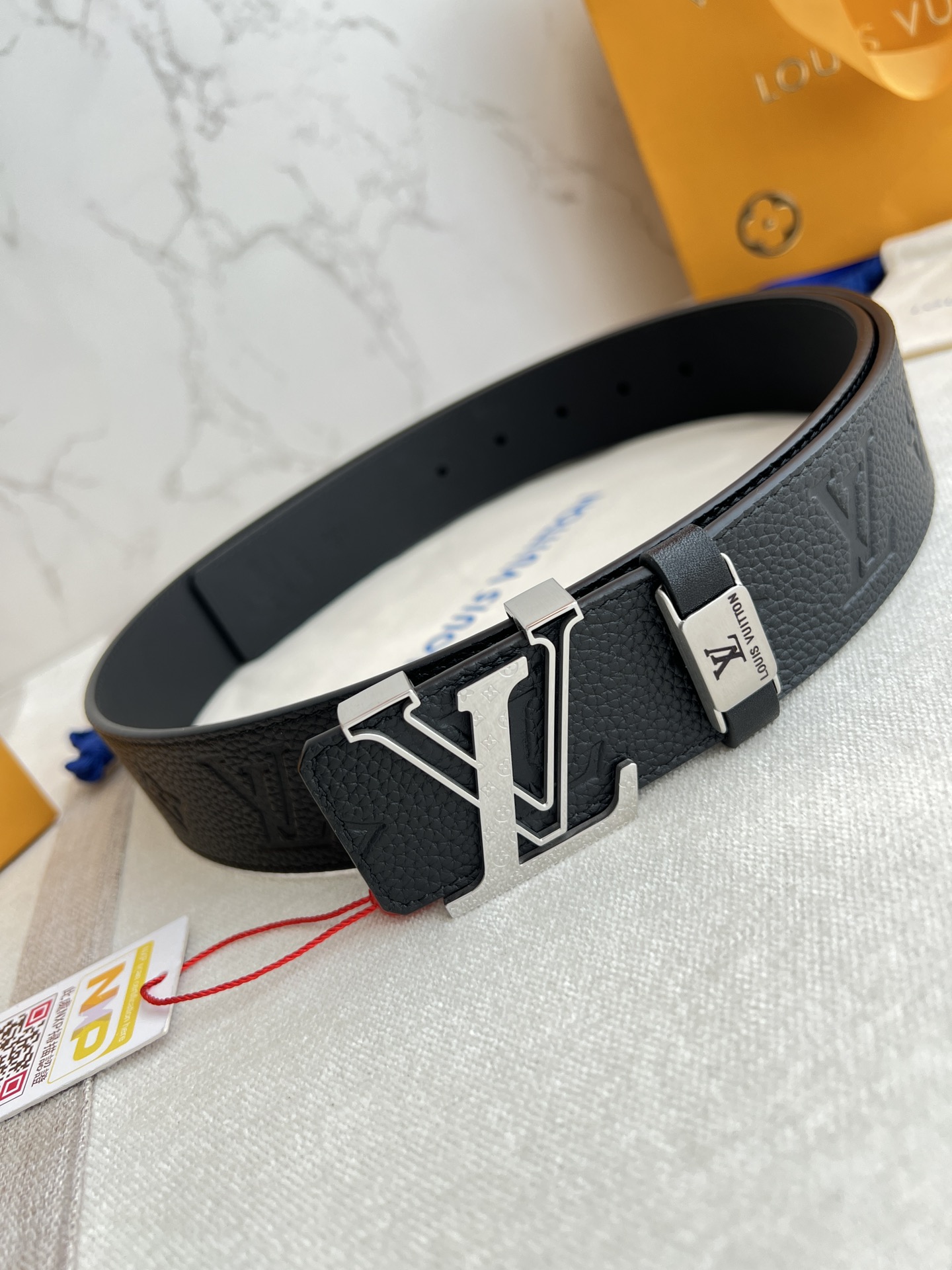 【LOUIS VUITTON】(ルイヴィトン) 3.8cmベルト メンズ