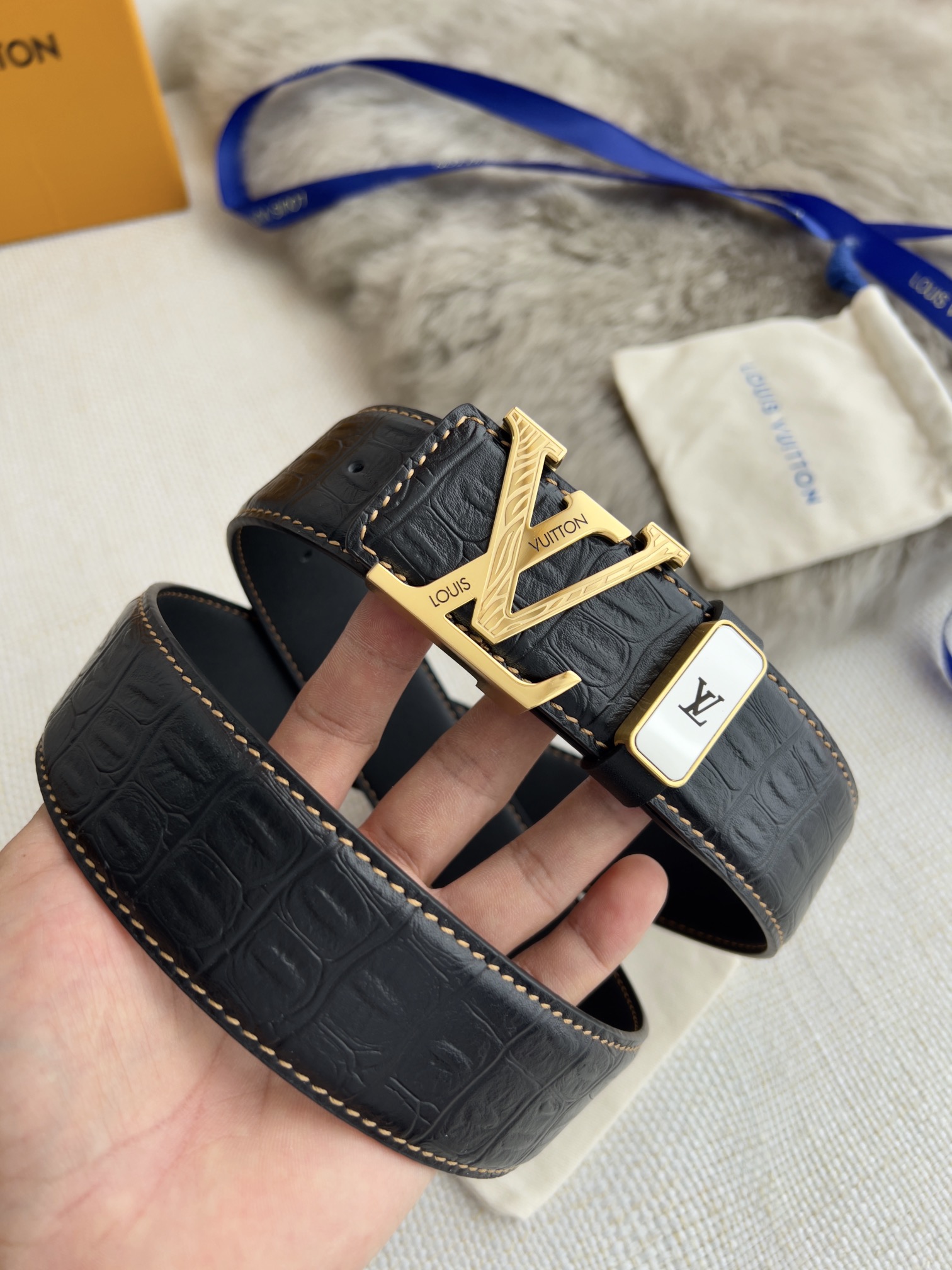 【LOUIS VUITTON】(ルイヴィトン) 3.8cmベルト メンズ  24706