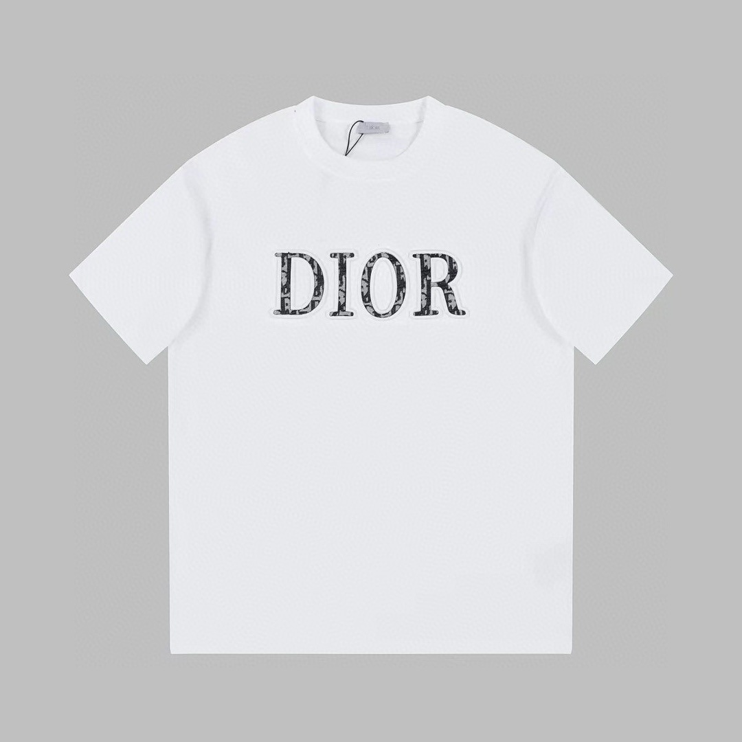 【DIOR 公式旗艦店】ディオール    Tシャツ ご好評に付き再入荷！
