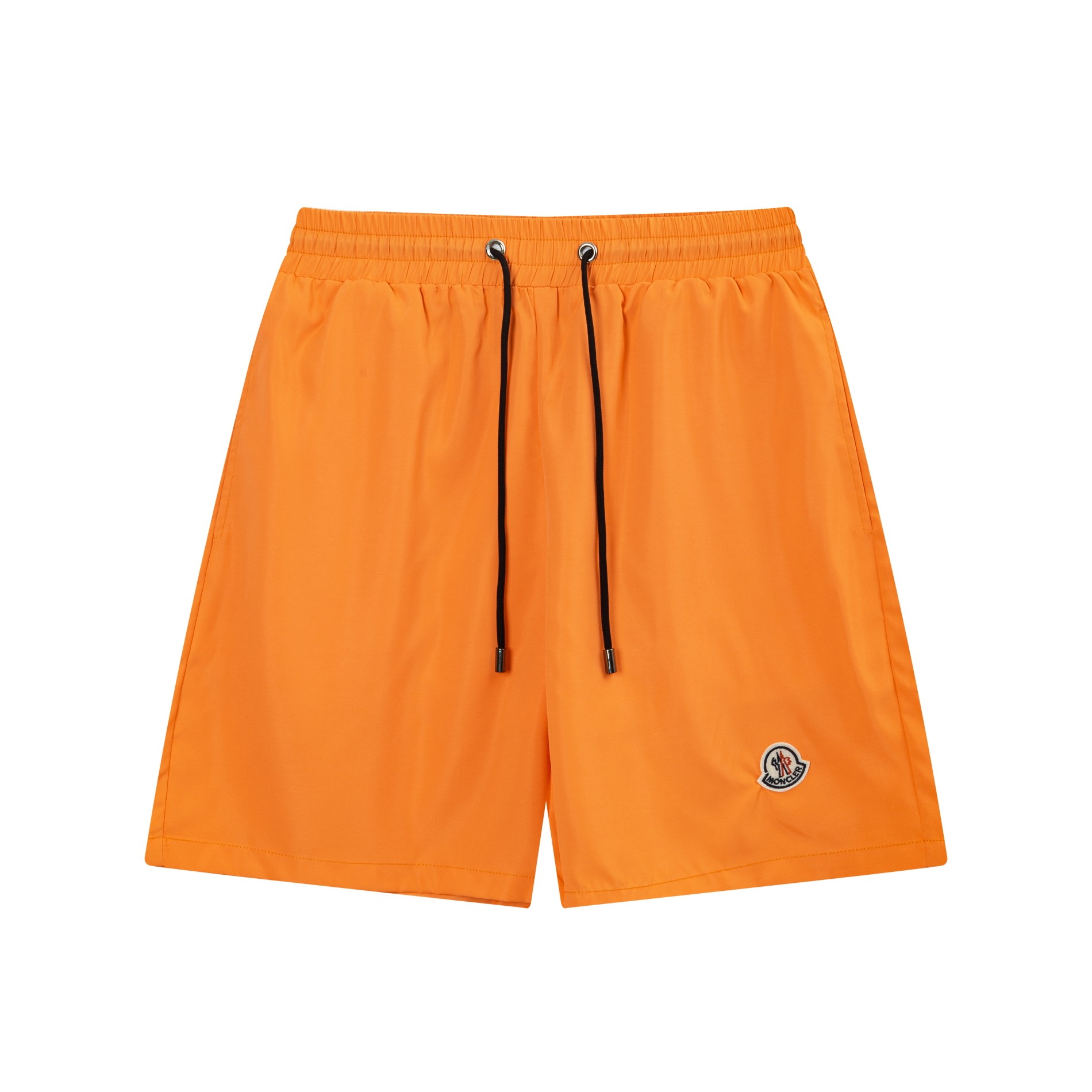 【MONCLER 公式旗艦店】モンクレール ショートパンツ  ご好評に付き再入荷！