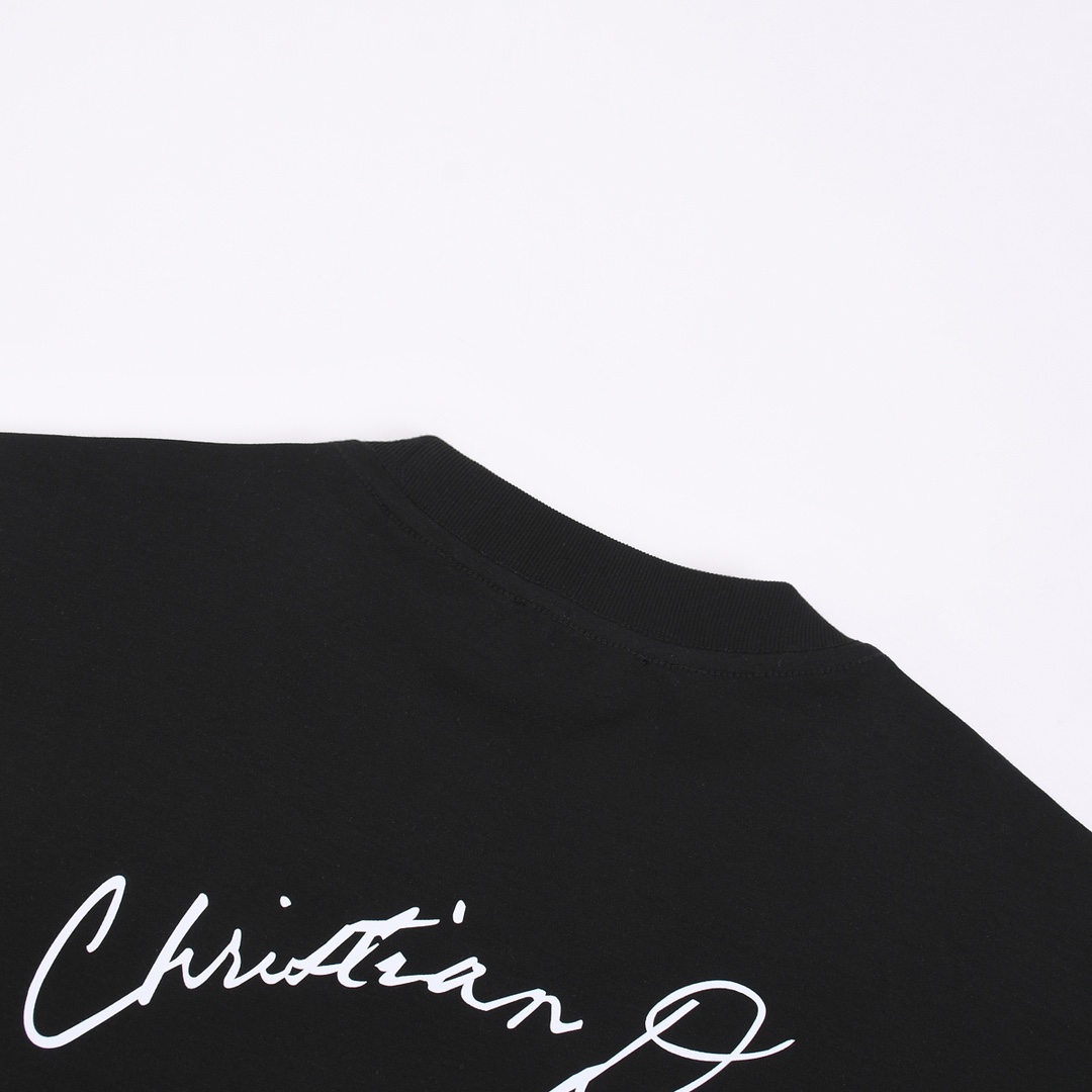 【DIOR 公式旗艦店】ディオール    Tシャツ ご好評に付き再入荷！