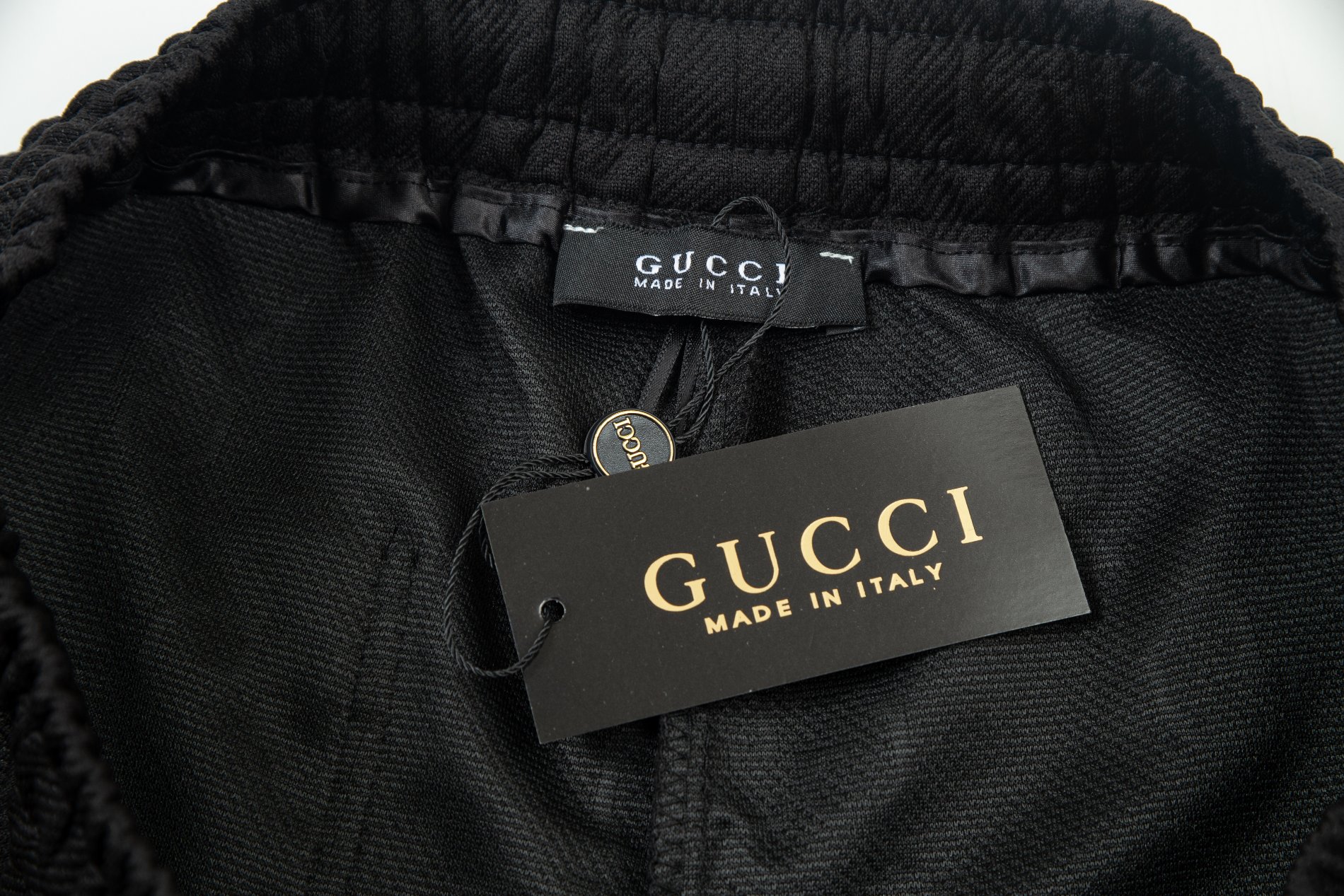 【GUCCI 公式旗艦店】グッチ  ショートパンツ  ご好評に付き再入荷！