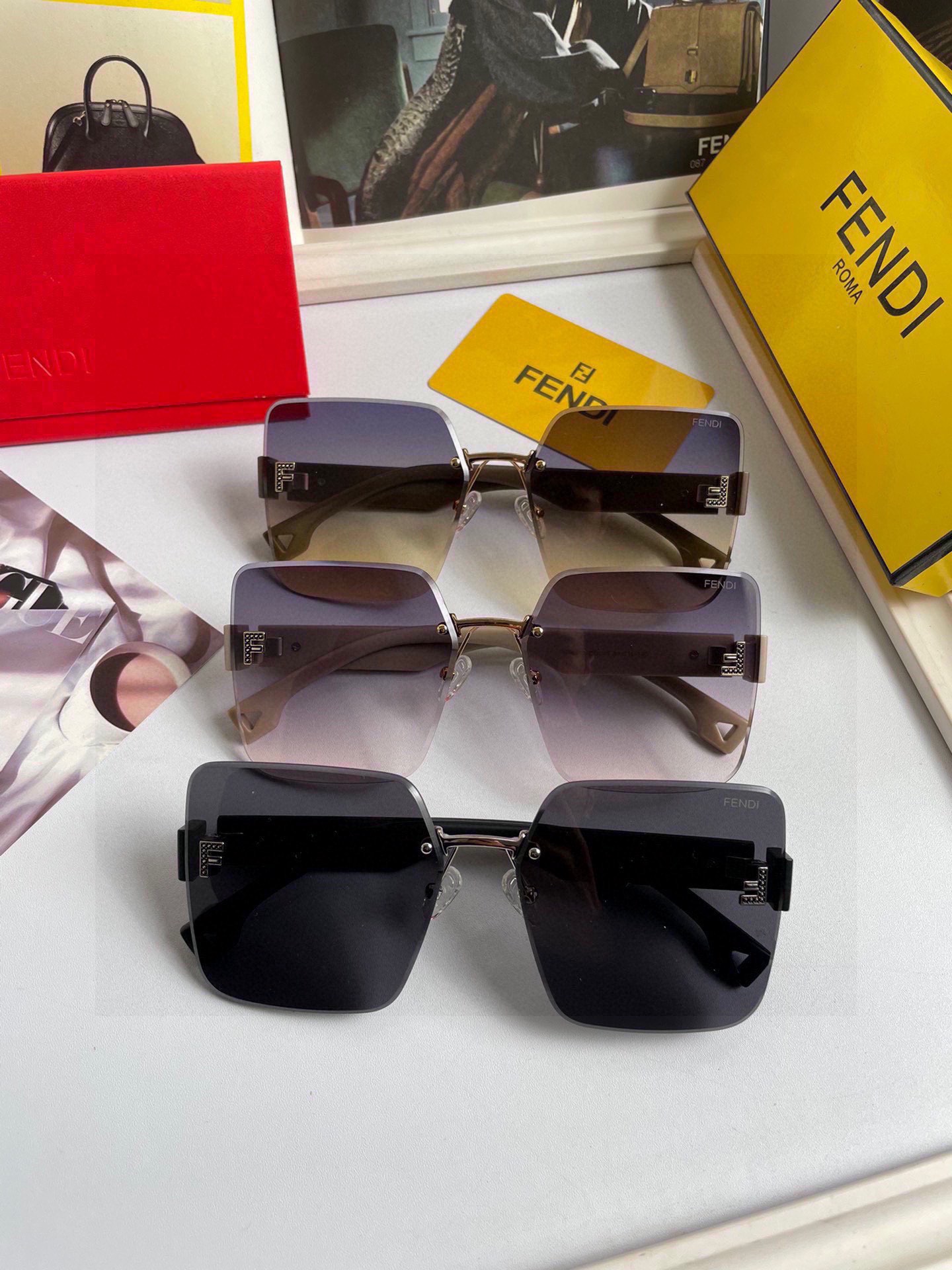 FENDI(フェンディ ) サングラス 24706