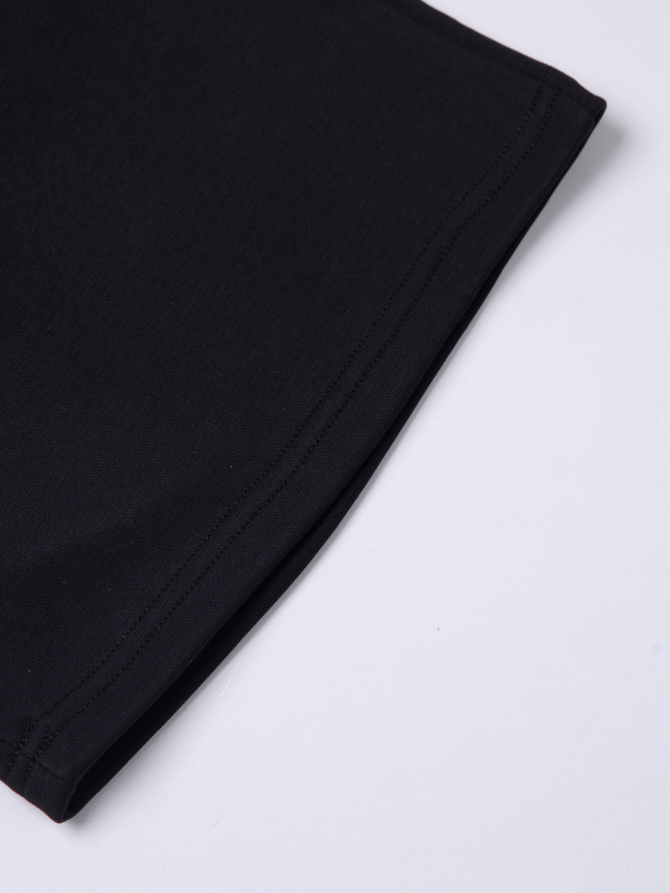 【FENDI  公式旗艦店】フェンディ ショートパンツご好評に付き再入荷！