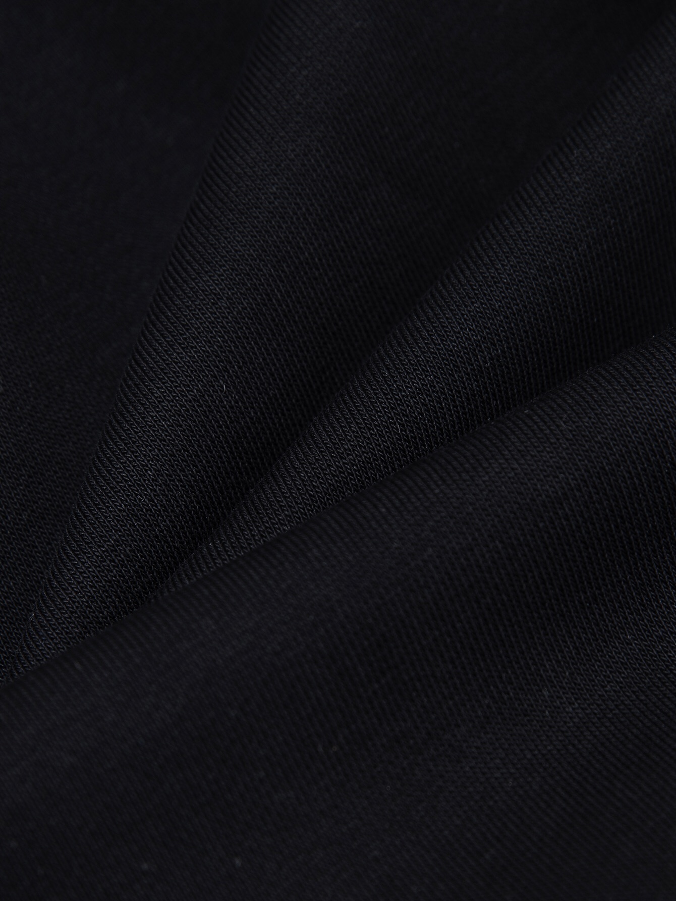 【FENDI  公式旗艦店】フェンディ ショートパンツご好評に付き再入荷！