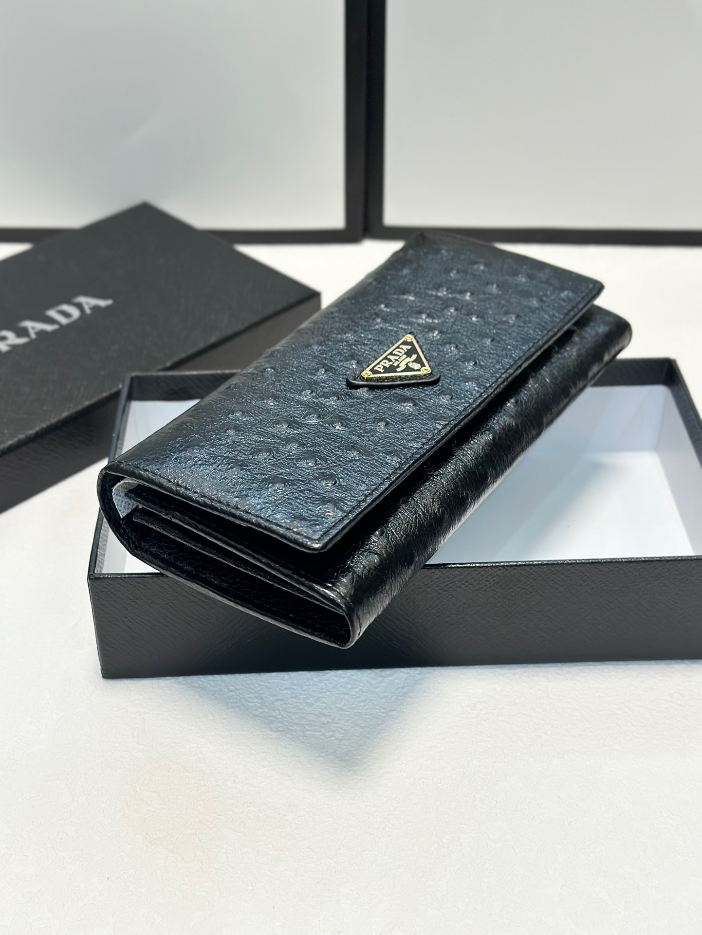 【PRADA 公式旗艦店】プラダ  財布 当日出荷 好評に付き再入荷！19*10CM