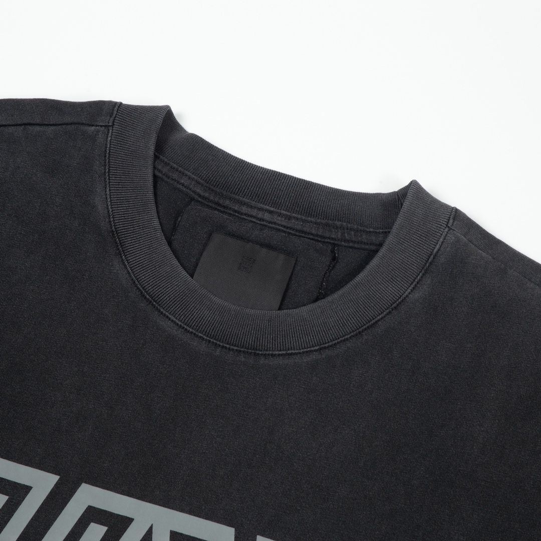 【GIVENCHY  公式旗艦店】ジバンシー   Tシャツご好評に付き再入荷！