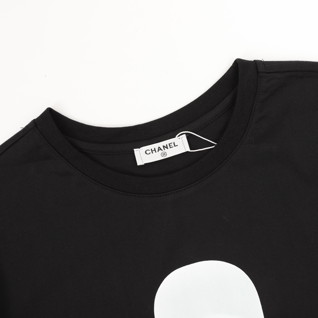 【CHANEL  公式旗艦店】シャネル  Tシャツ ご好評に付き再入荷！
